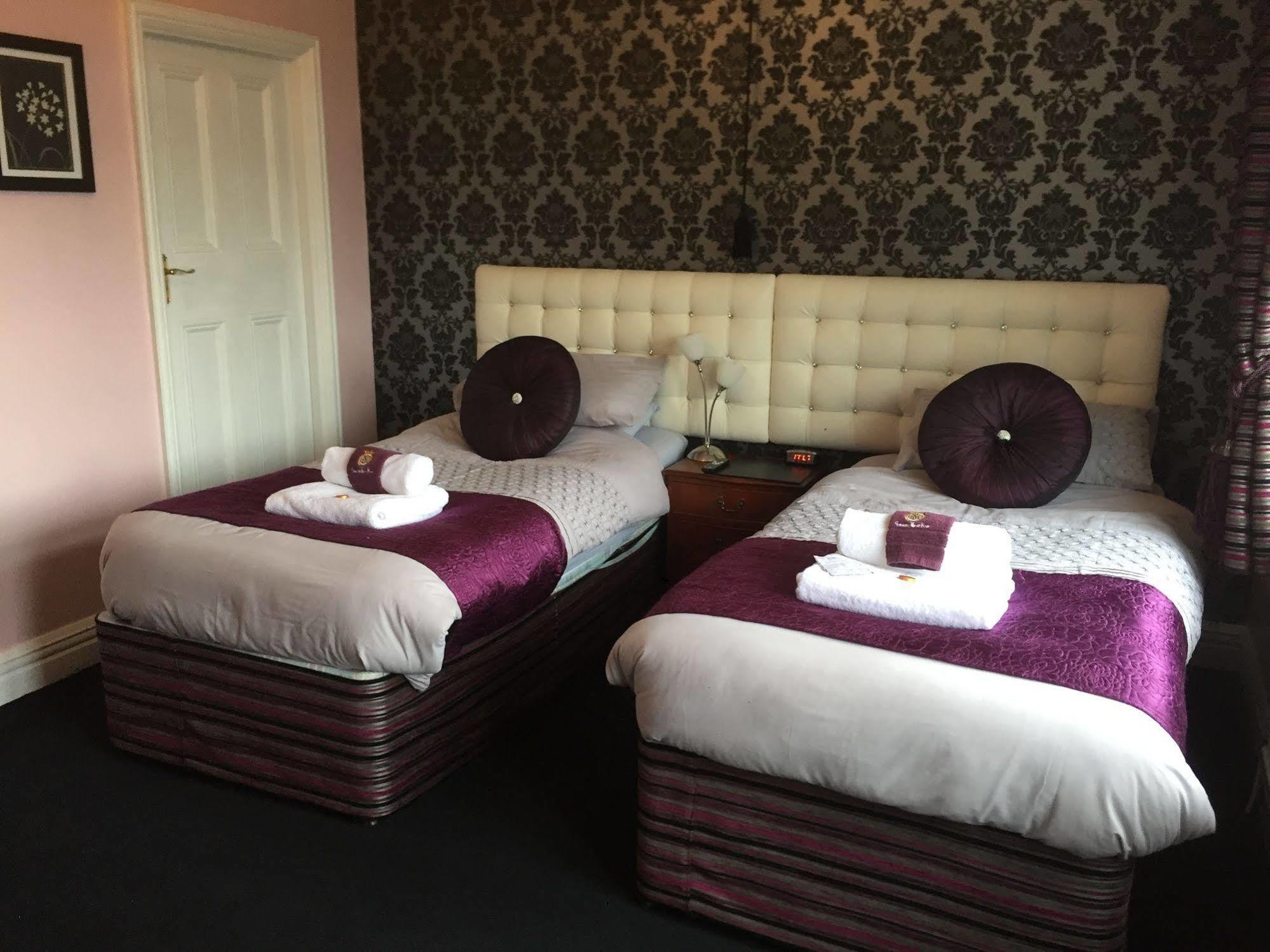Grimscote Manor Hotel Coleshill Ngoại thất bức ảnh